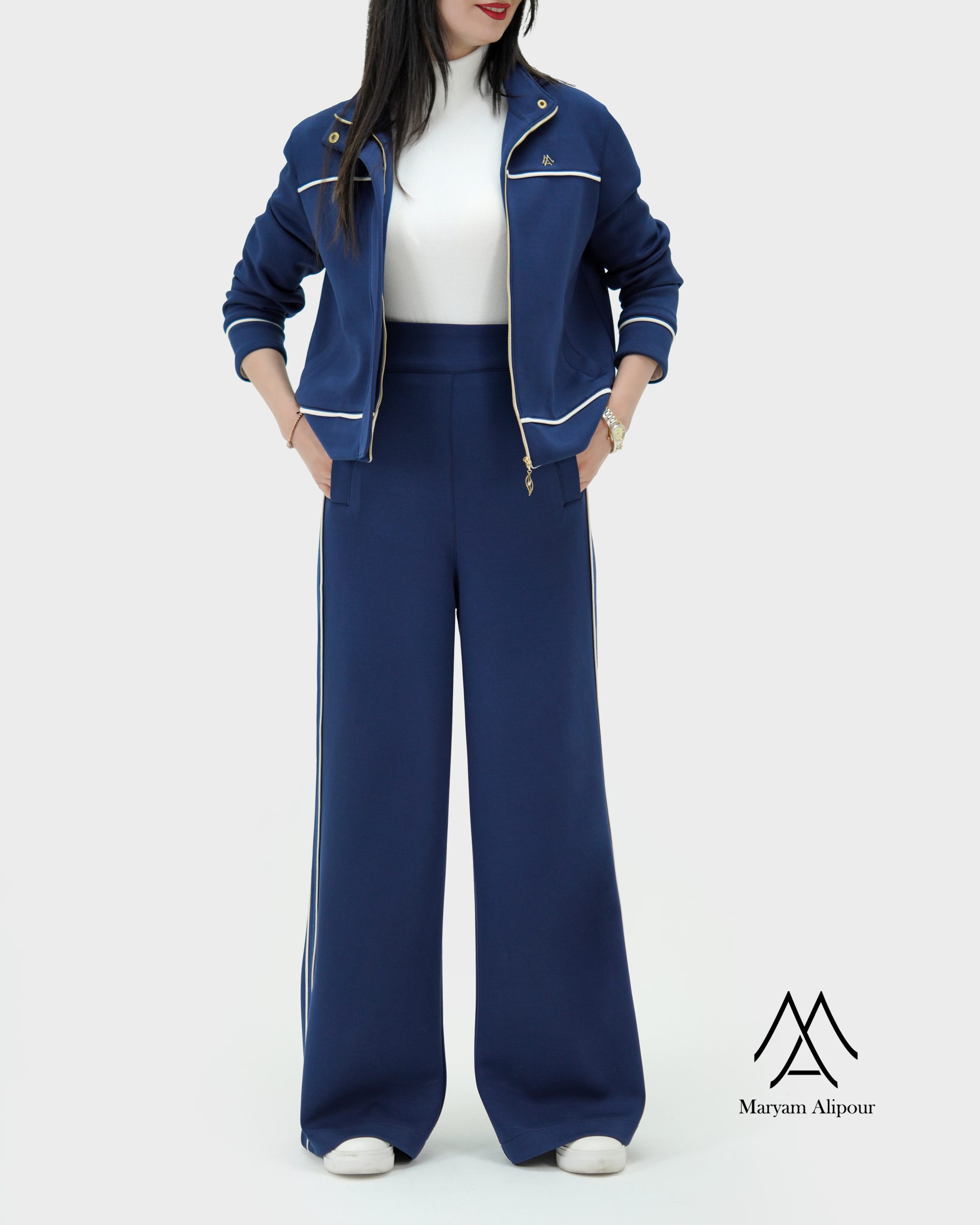 ست اسپرت اویشو سرمه ای(سویشرت و شلوار)